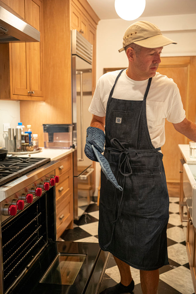 BUNDLE - STANDARD HERRINGBONE OVEN MITT, PAN HANDLE HOLDER AND HERRINGBONE TRIVET/POT HOLDER (MEDIUM VINTAGE)