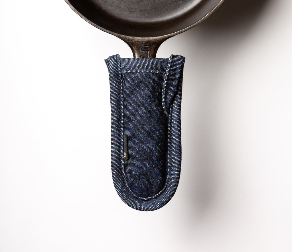 HERRINGBONE PAN HANDLE HOLDER